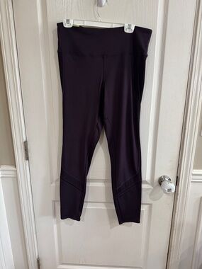 Tangerine High-Waist Leggings in Dark Plum